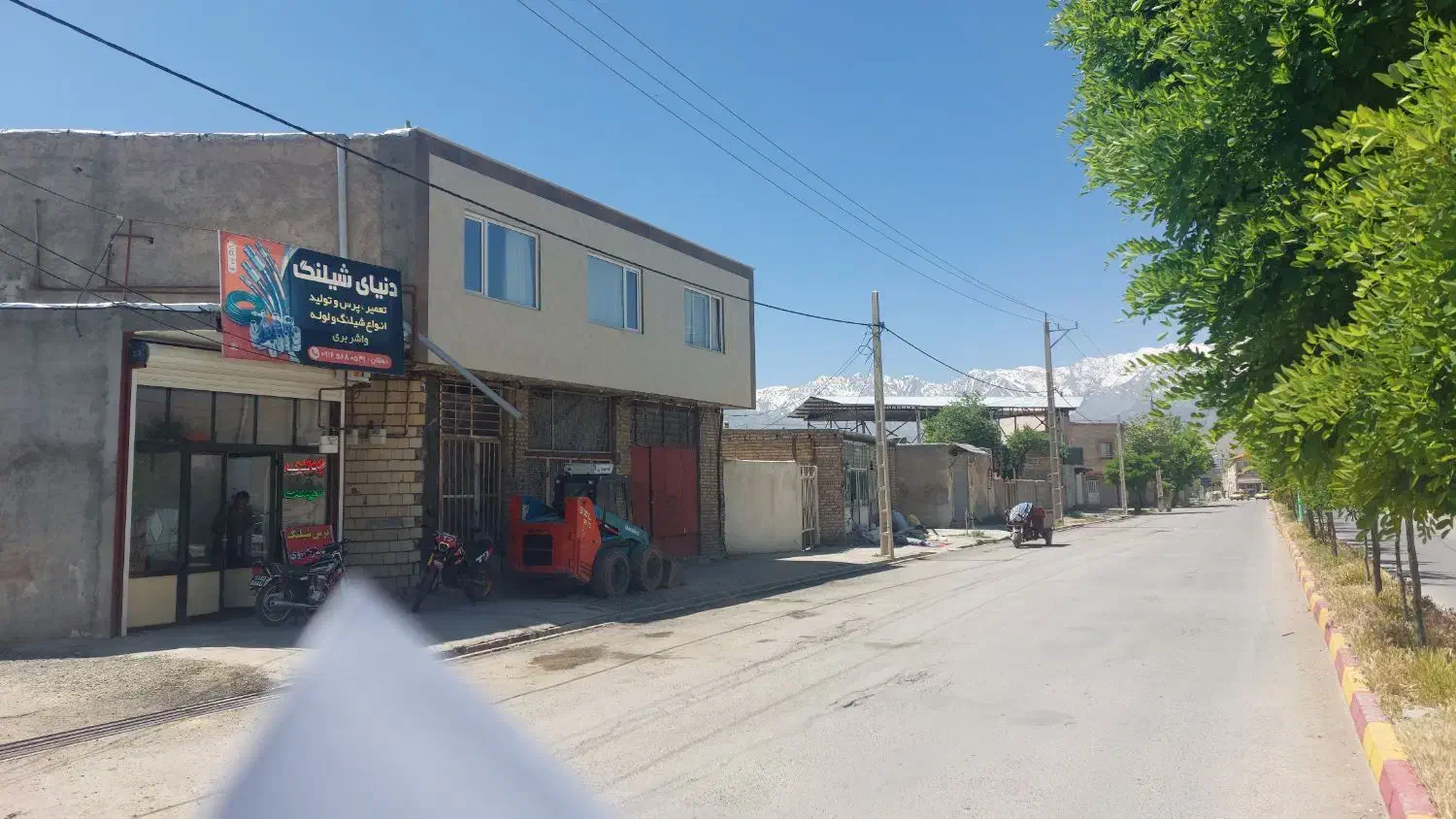 تجاری ۱۱۰ متر خیابان اصلی گرجی