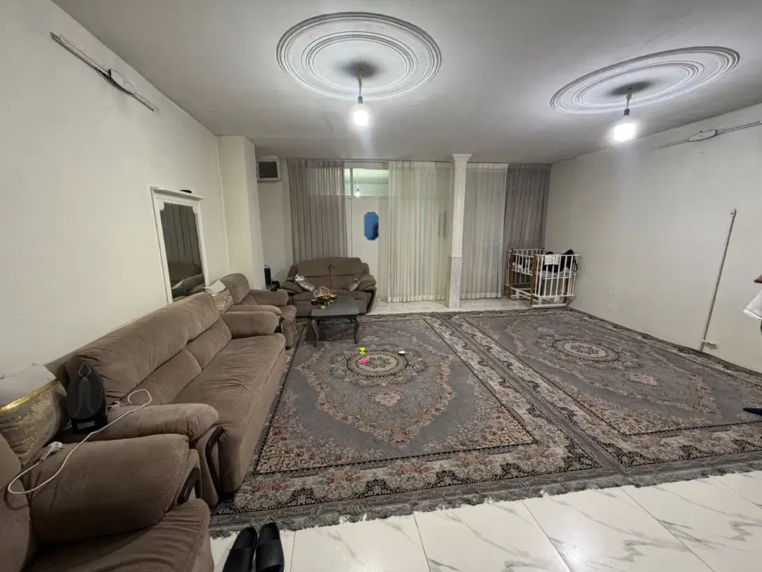 یک طبقه ونیم باهم