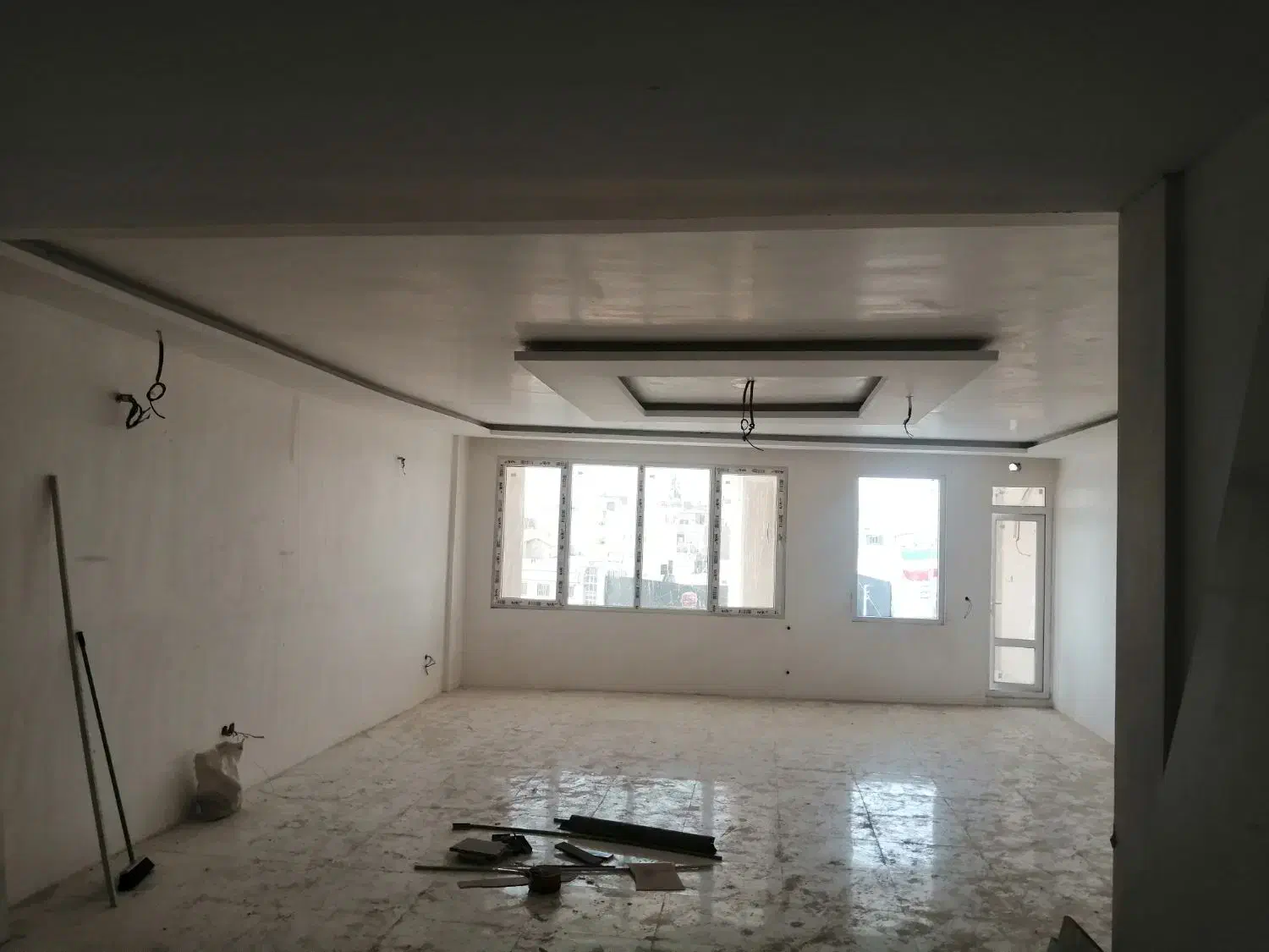 190 متر سه خواب فول تخلیه ابوطالب