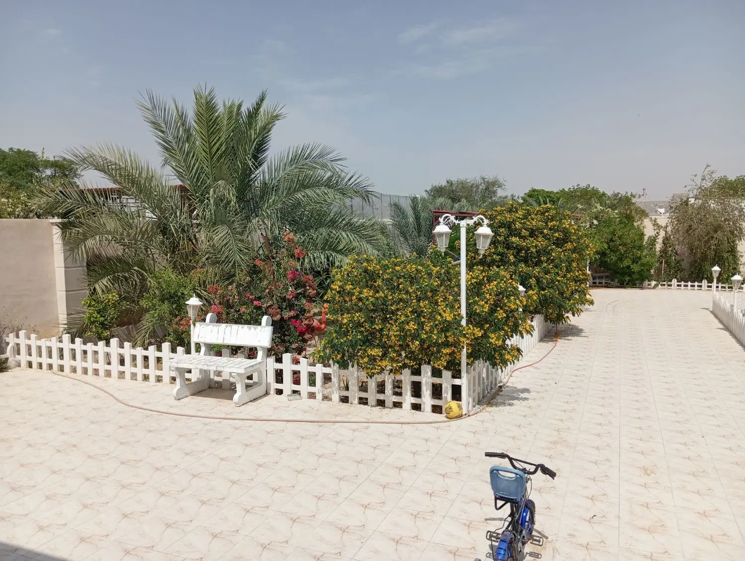 خونه باغ 900متری شیک وتکمیل