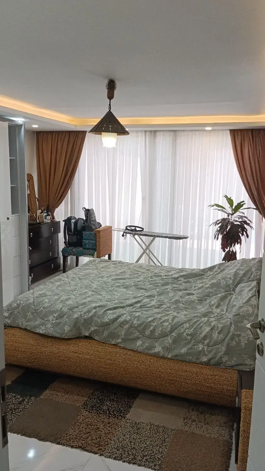 آپارتمان حیاط دار ونک