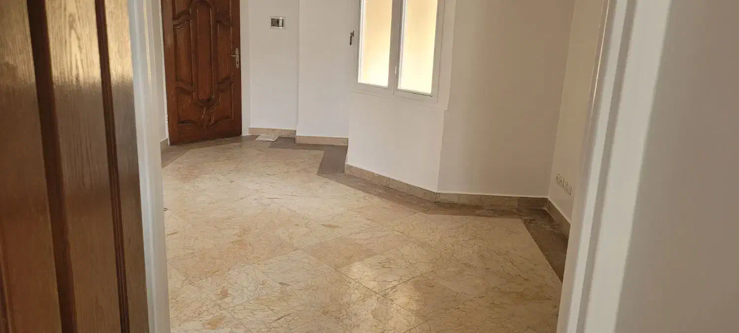 ۵۵مترواحد تخلیه ونقاشی شده ۲۰۰م با۲۰م مسکن  رضایی