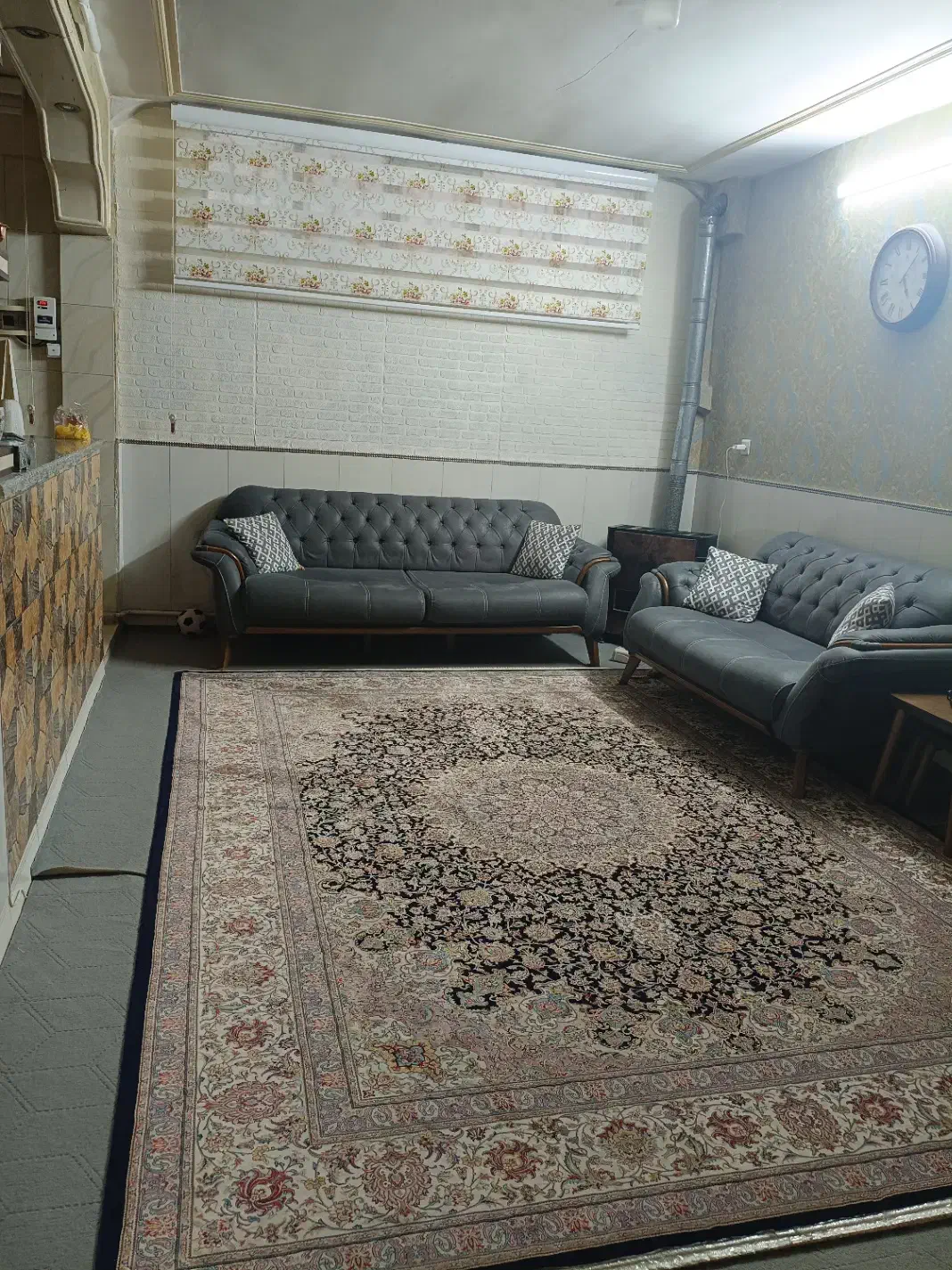 واحد فروشی