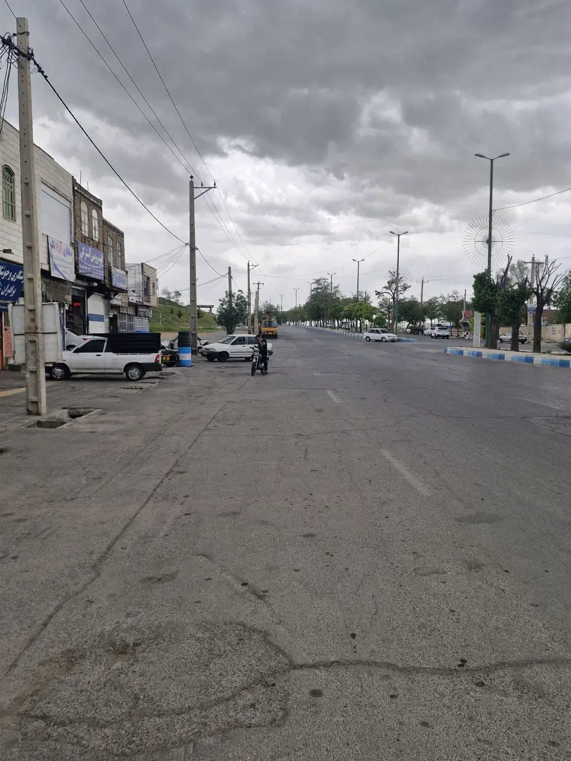مغازه تجاری بربلوارشهیدصادقی
