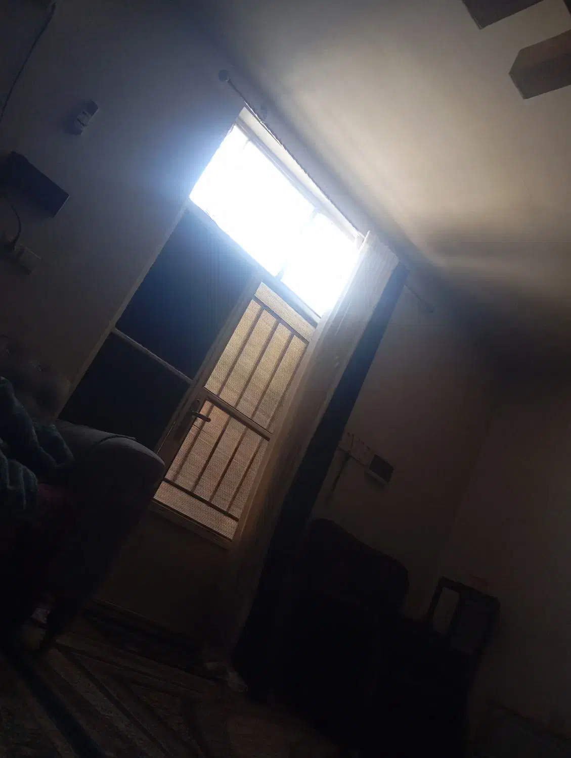 سویت 50متری خیابان صدوقی