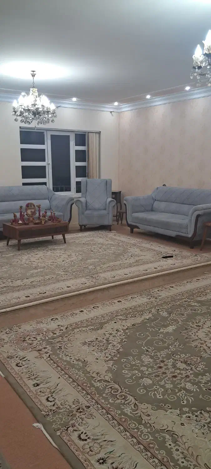 کارشناسان ۱۳۵متر ۳خوابه