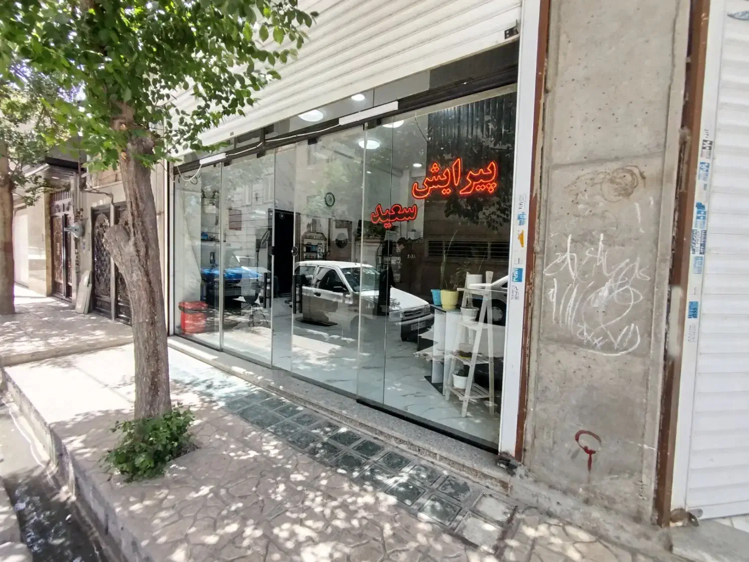 اجاره مغازه ۴۰ متری سر نبش