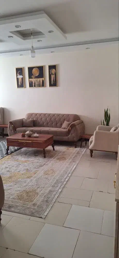 فروش آپارتمان ۹۰ متری فاز ۶ شمالی املاک ۷۷