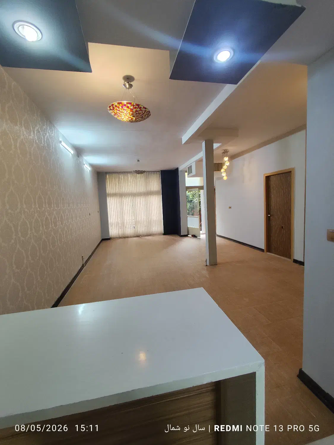 خانه ویلایی باغ دریاچه حیاط دار