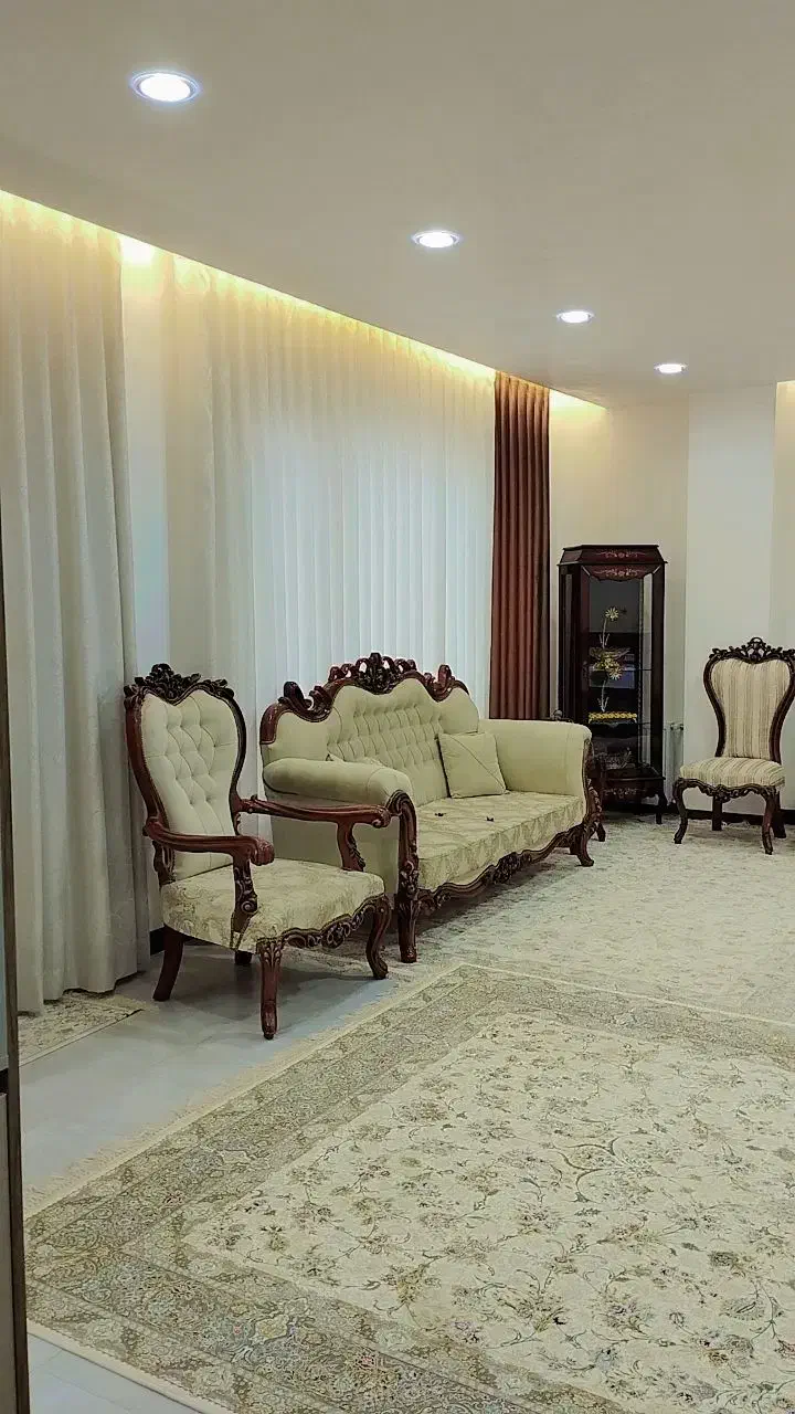 106 متری شاهد