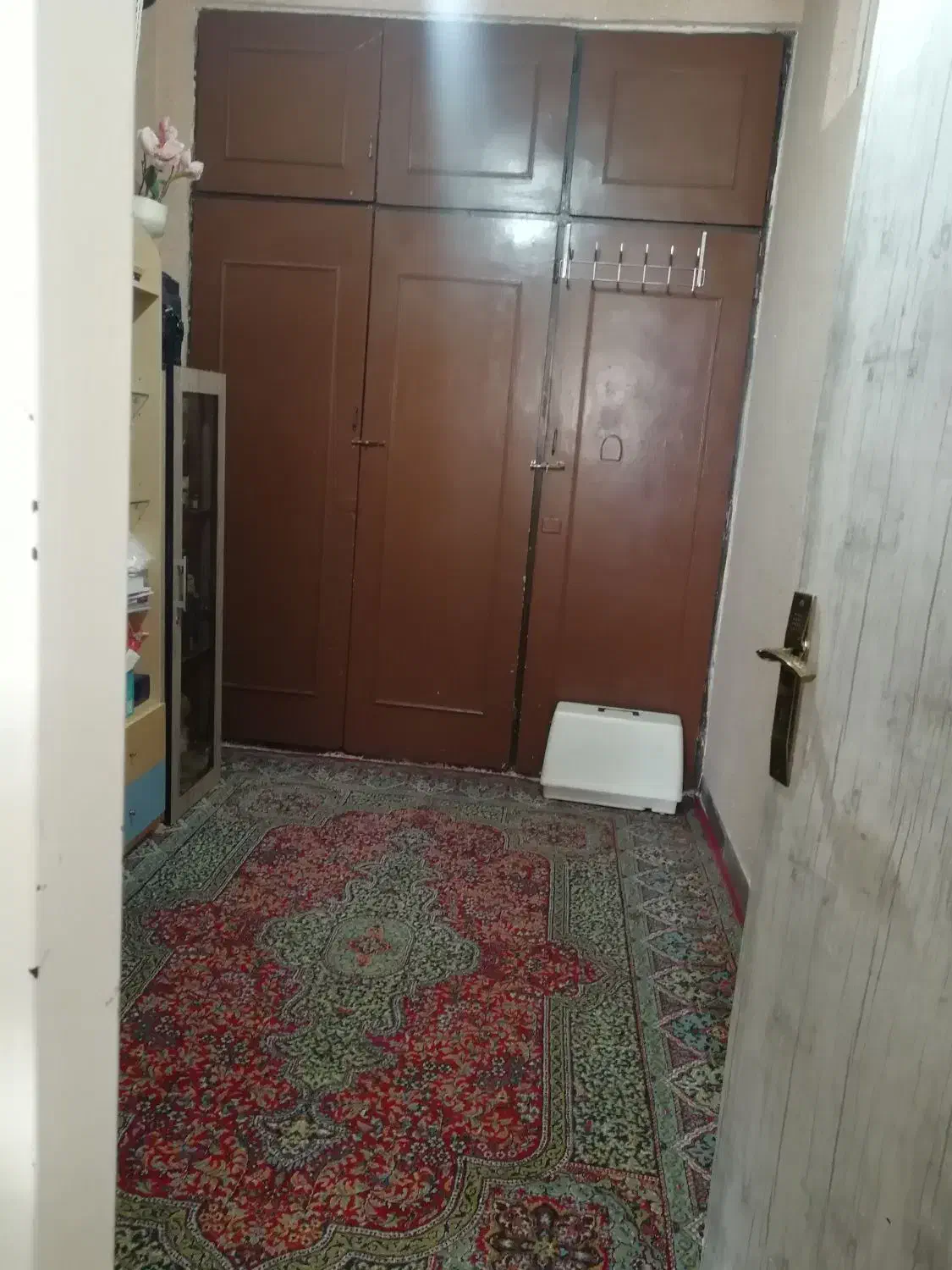 آپارتمان تک واحدی_۷۰ متری_دو‌نبش