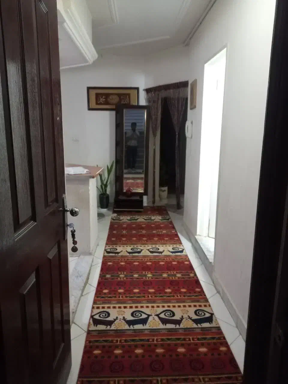 آپارتمان 80متری طبقه چهارم هشت ضلعی آسانسور