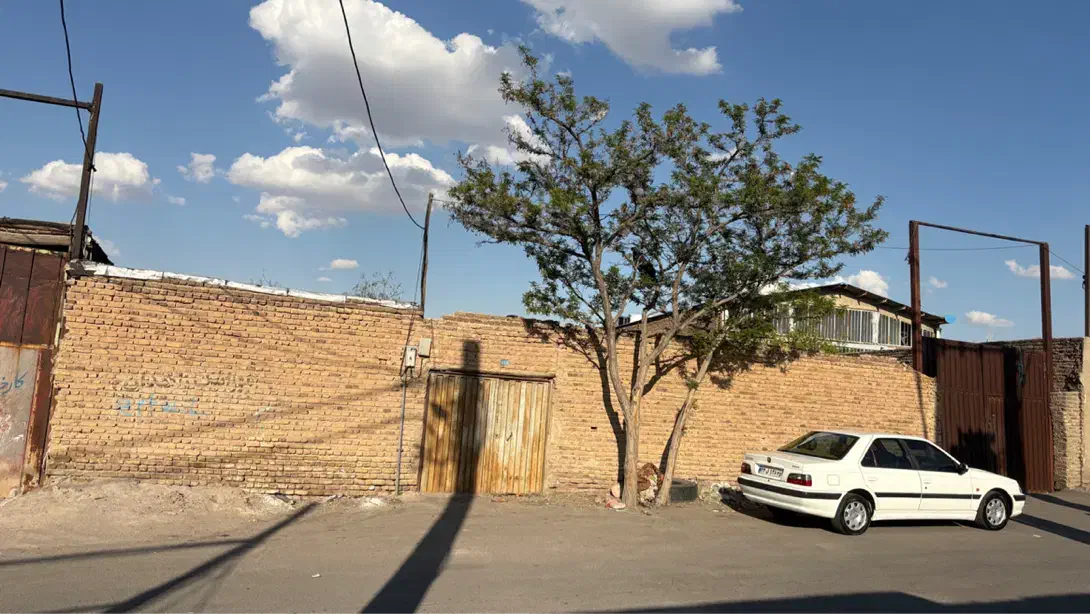 زمین حصار شده  شهرک صنعتی مدنی (خانم گولی)