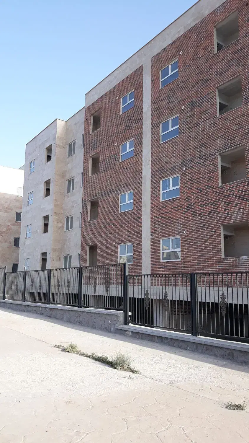 خریدار و فروشنده مسکن ملی