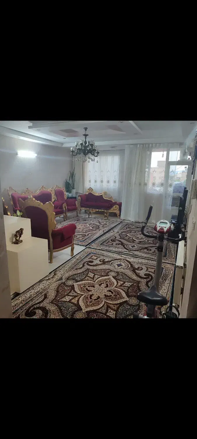 آپارتمان 85 متر سنددار نورگیر آسانسور پارکینگ