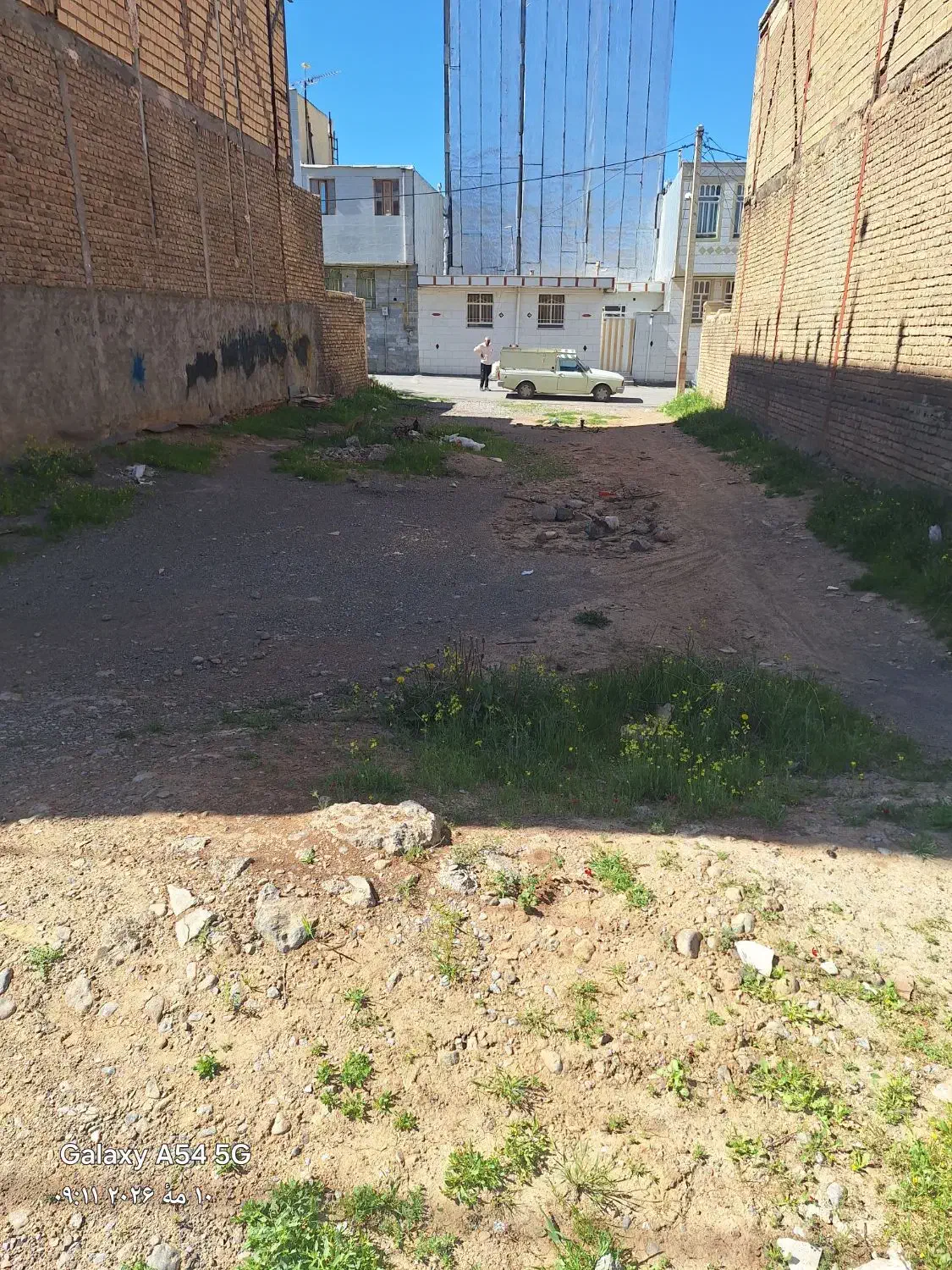 زمین مسکونی
