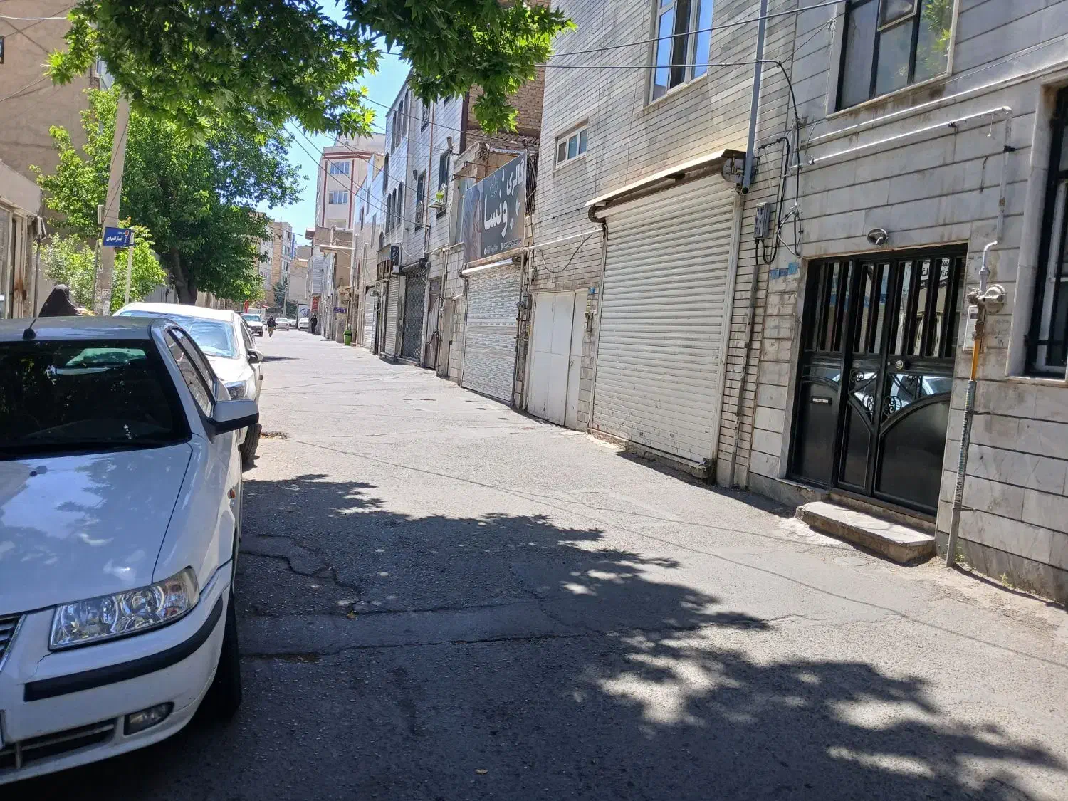 ویلای بهرخیابان بامغازه ۵۰ متر زیر قیمت بازار