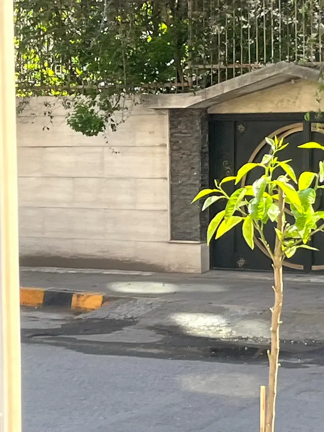 لاهیجان فروش معاوضه خونه کلنگی 155 متری شیشه گران
