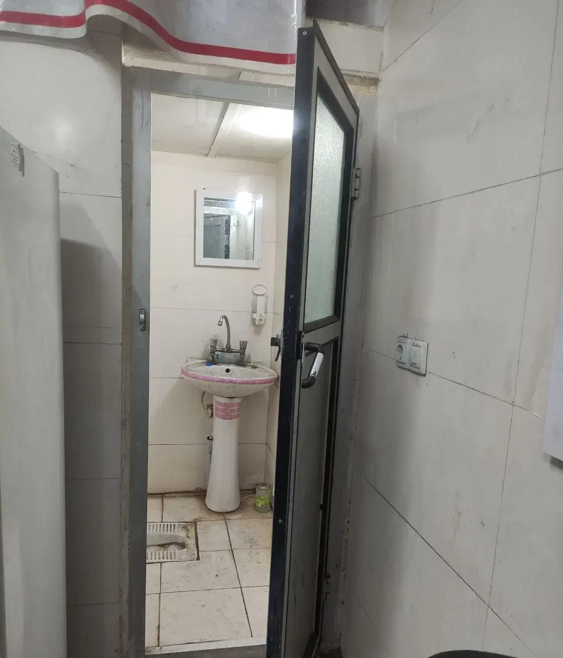 فروش مغازه ۴۵ متری صنایع۵