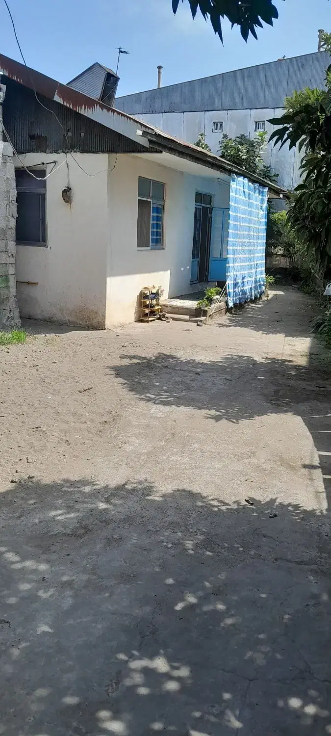 270 متر مربع مساحت کل با 120 متر بنا