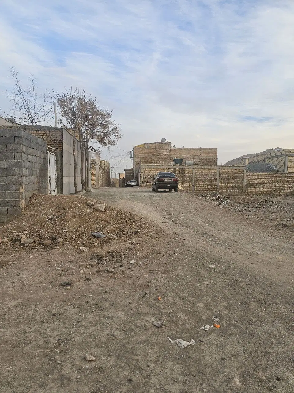 زمین ۱۶۵ مسکونی