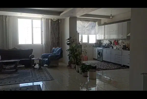 فروش آپارتمان واحد ۱۳۴ متری