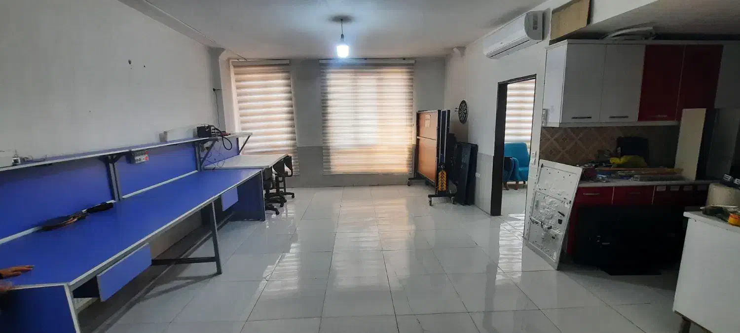 واحد سند اداری ۱۰۴ متری سر گلستان  تاپ لوکیشن