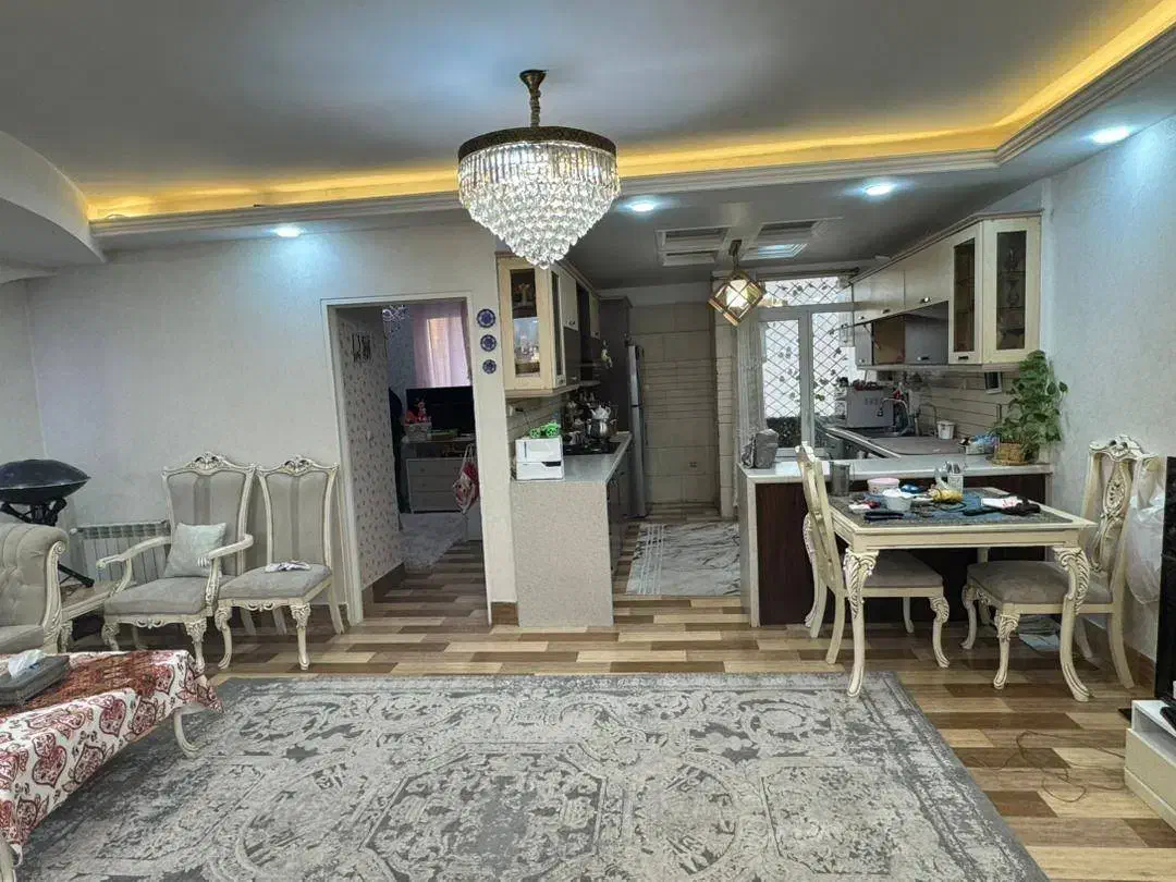 آپارتمان۸۰ متری_آسانسور دار