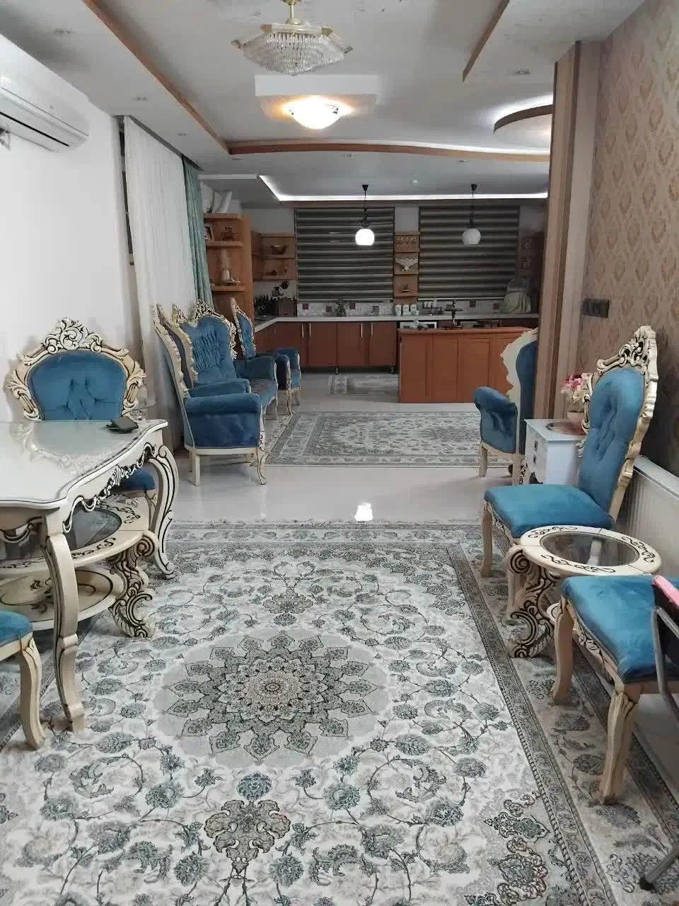 اجاره واحد ۱۱۰ متری