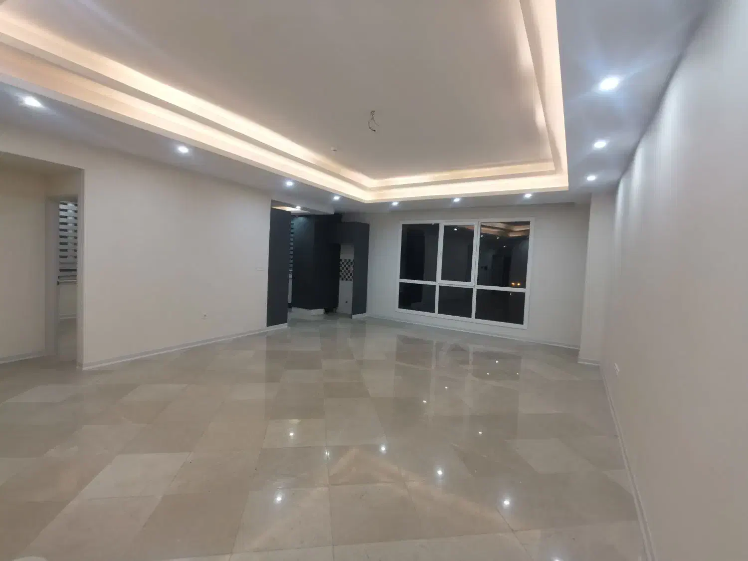 آپارتمان ۳ خواب آریاشهر (بهترین لوکیشن منطقه)