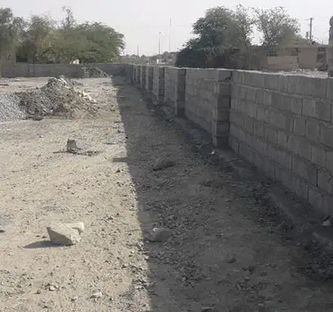 زمین چهاردیواری فروشی