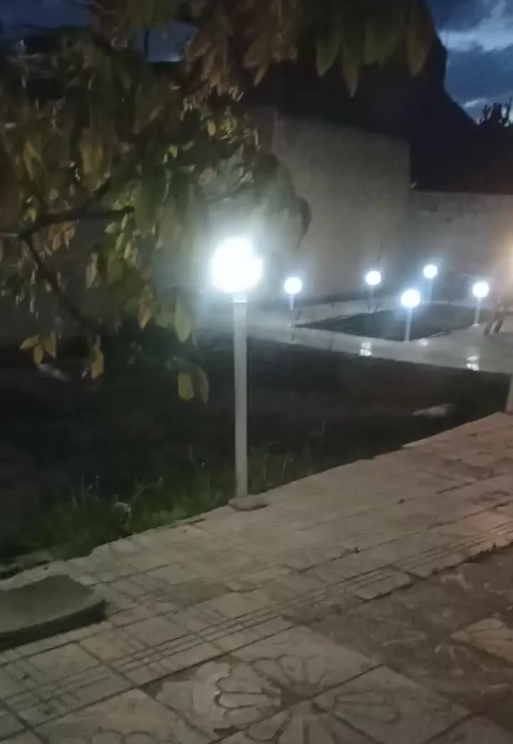 تجاری و مسکونی