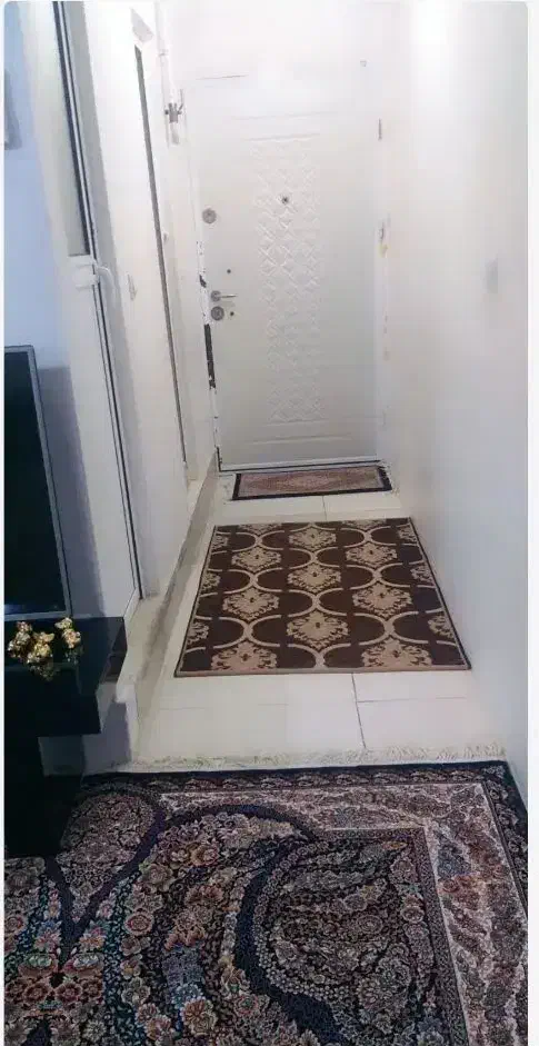 کیهانشهر .خیابان دوم سمت چپ بلوک 2