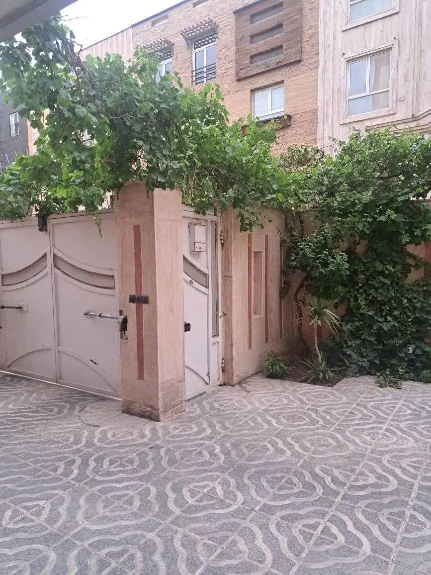 فروش آپارتمان ۱۳۱ متری در فردیس