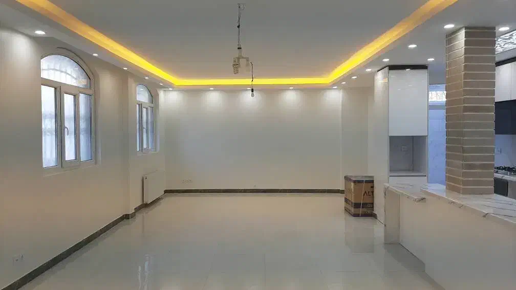 آپارتمان ۱۰۷ متری اندرزگو سلیمی شمالی