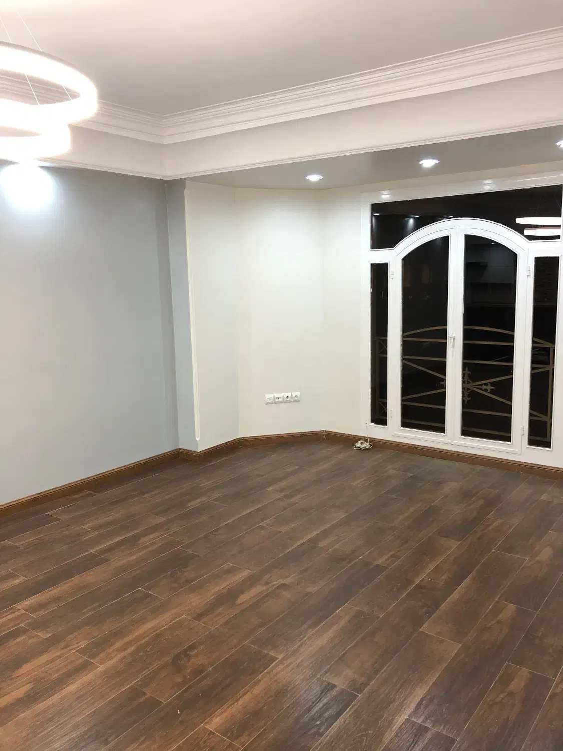 ۸۵ متر شمال شرق مرزداران