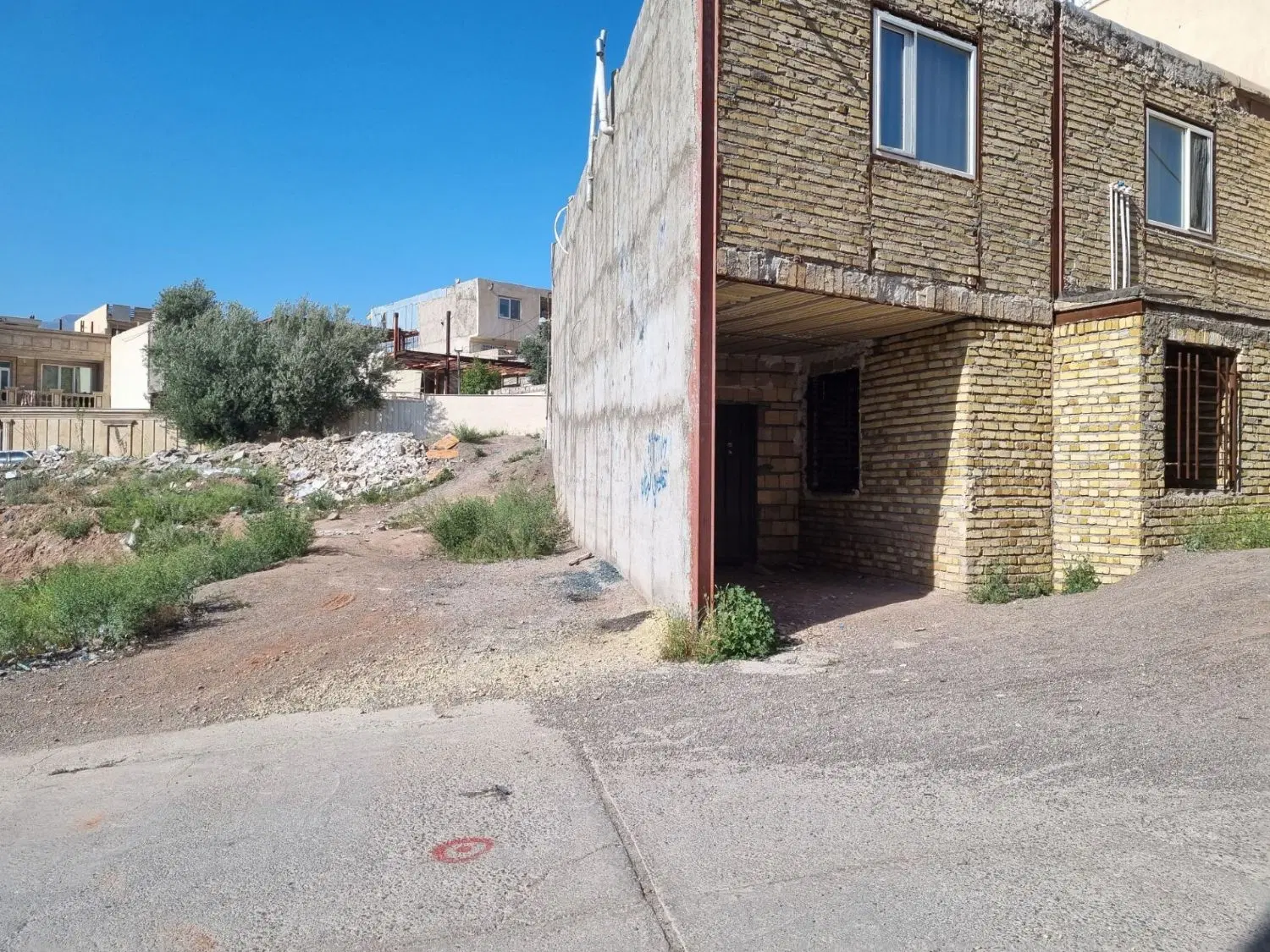 یک دستگاه خانه ویلایی