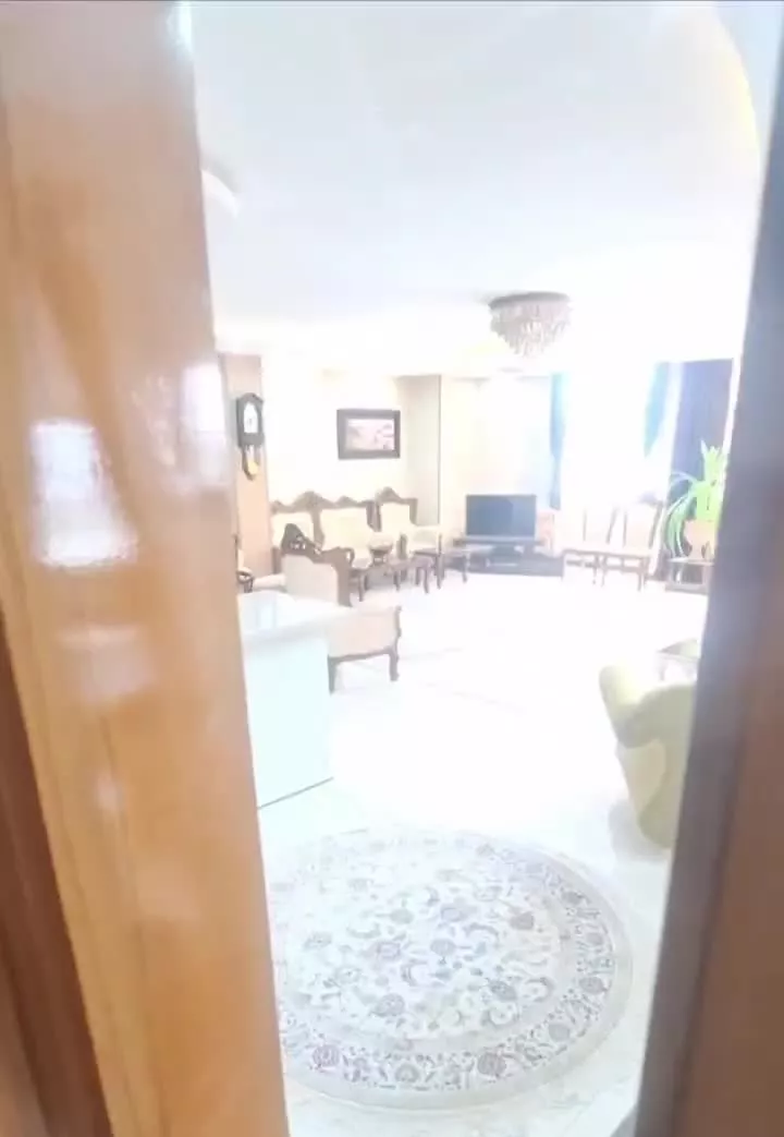 آپارتمان ۱۵۰ متری جابرانصاری