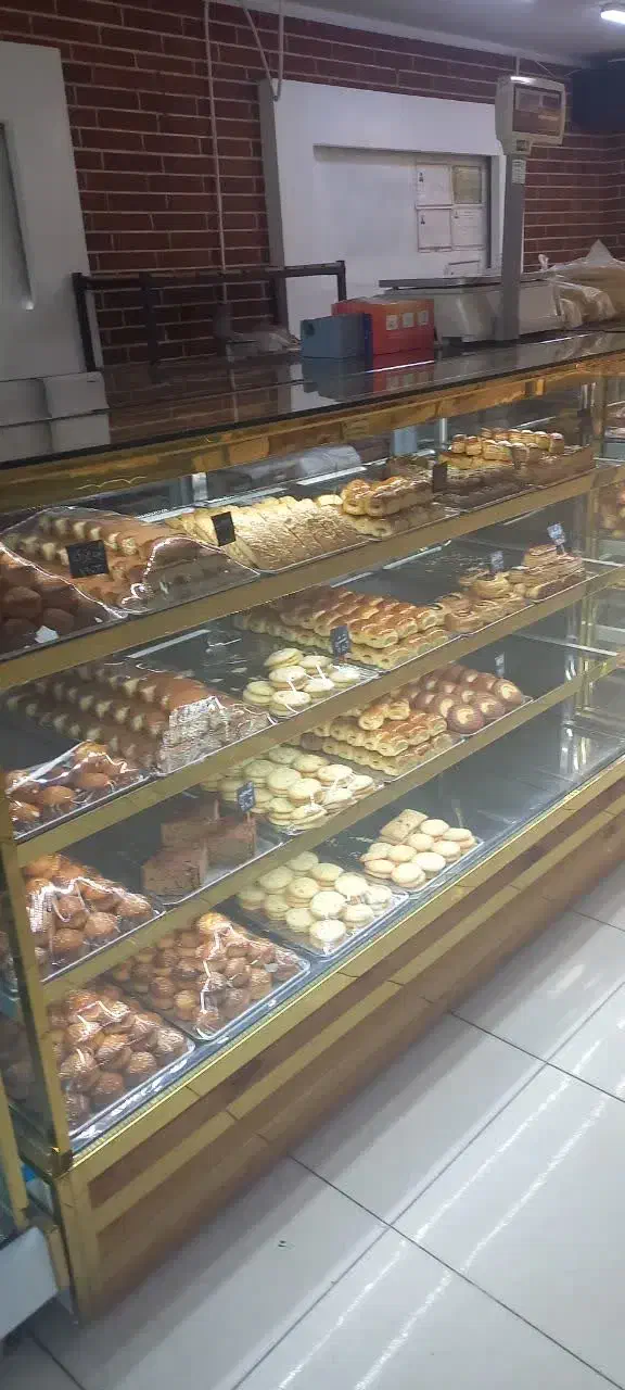 فروش قنادی و نان فانتزی