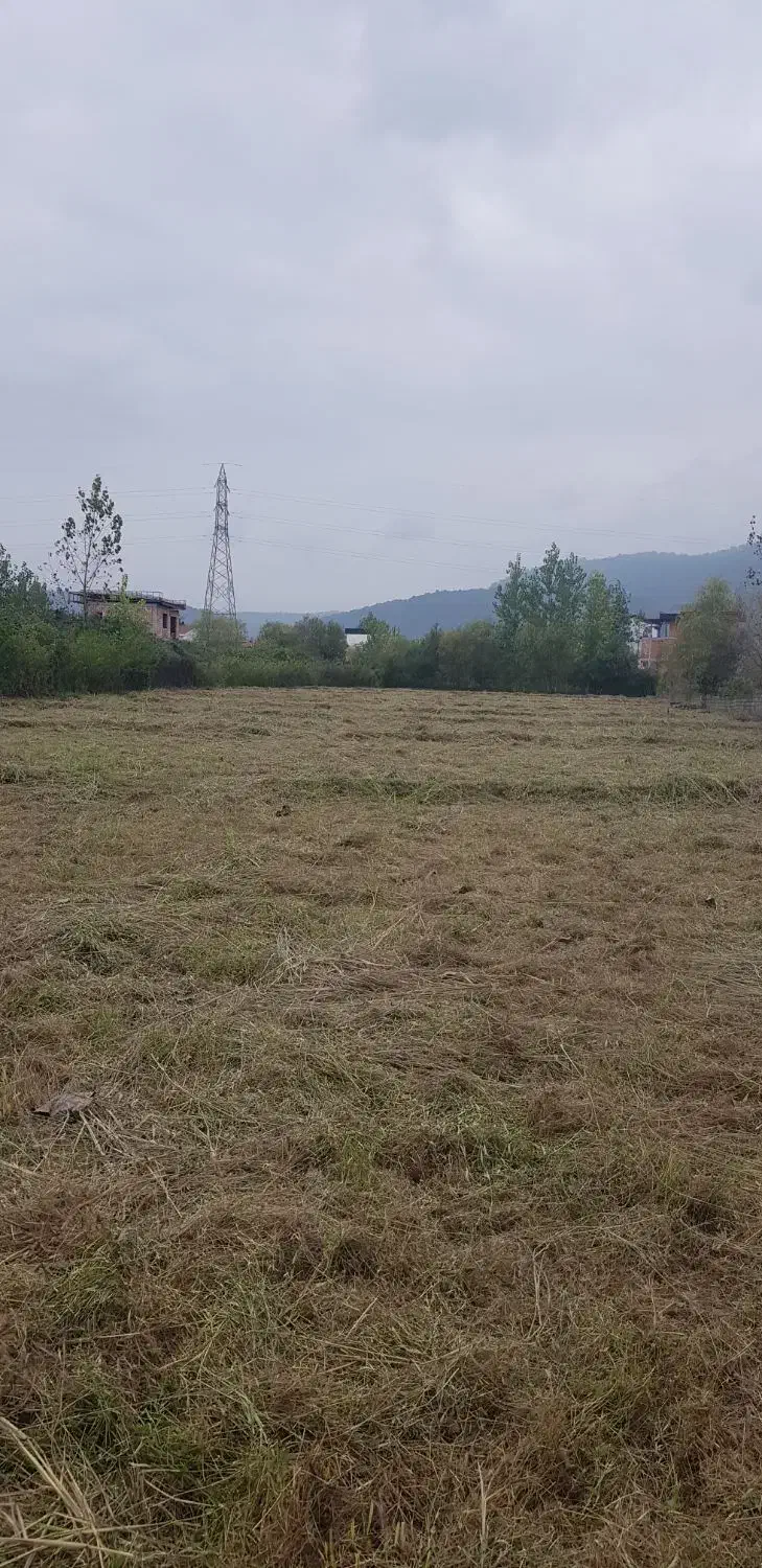 زمین حدود ۱۰۰۰متر  متری ۱۲