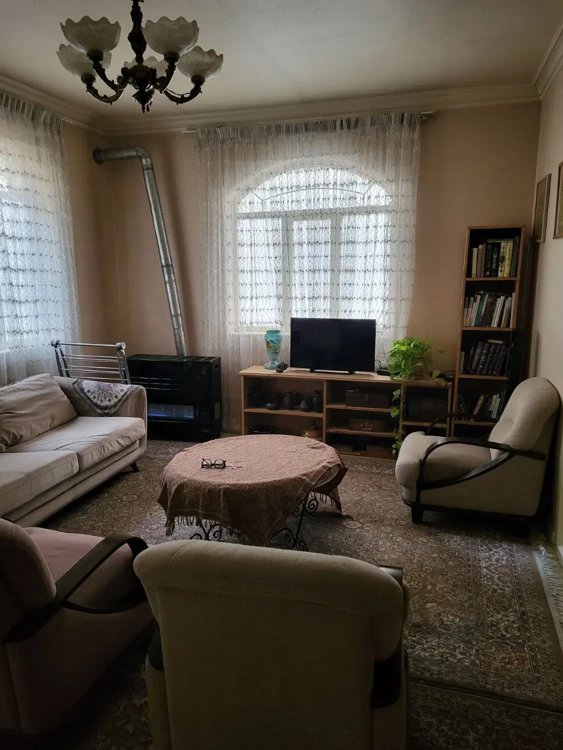 خانه ویلایی ۲طبقه دوواحد اپارتمان دربست