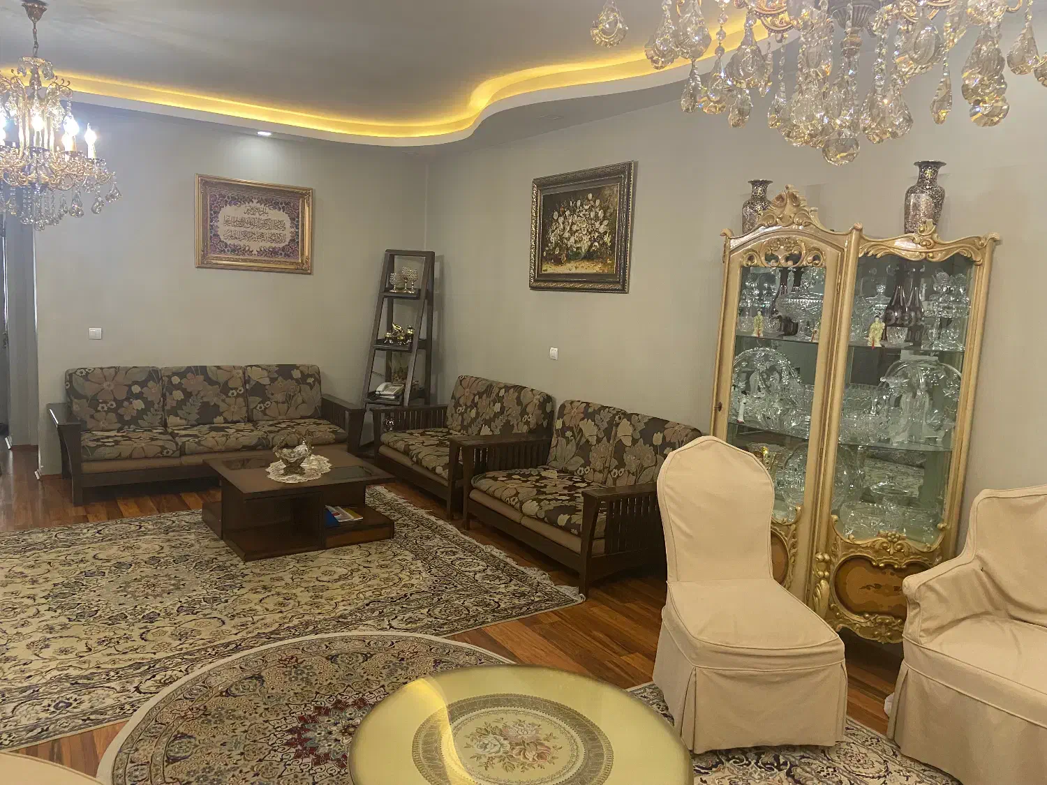 ۱۱۲متر اپارتمان مسکونی خ ایران+۲۵متر حیاط خلوت