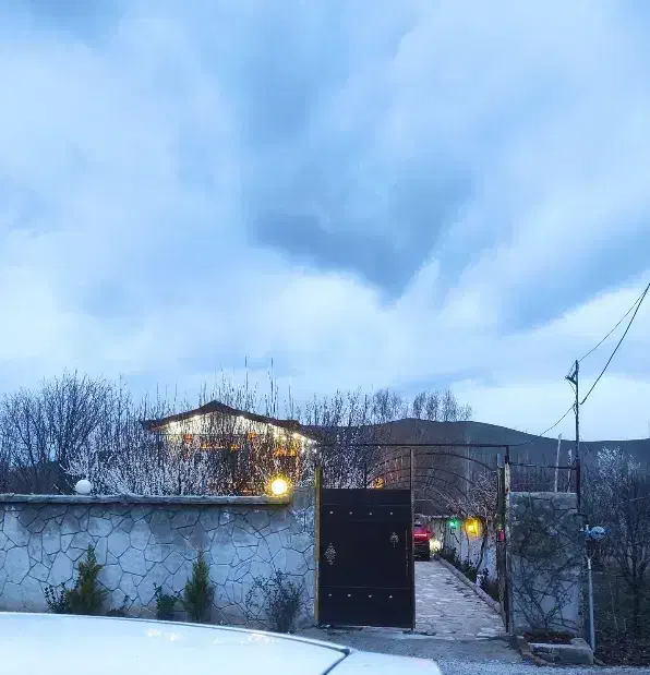 اجاره کوتاه مدت باغ ویلای شیک و تمیز