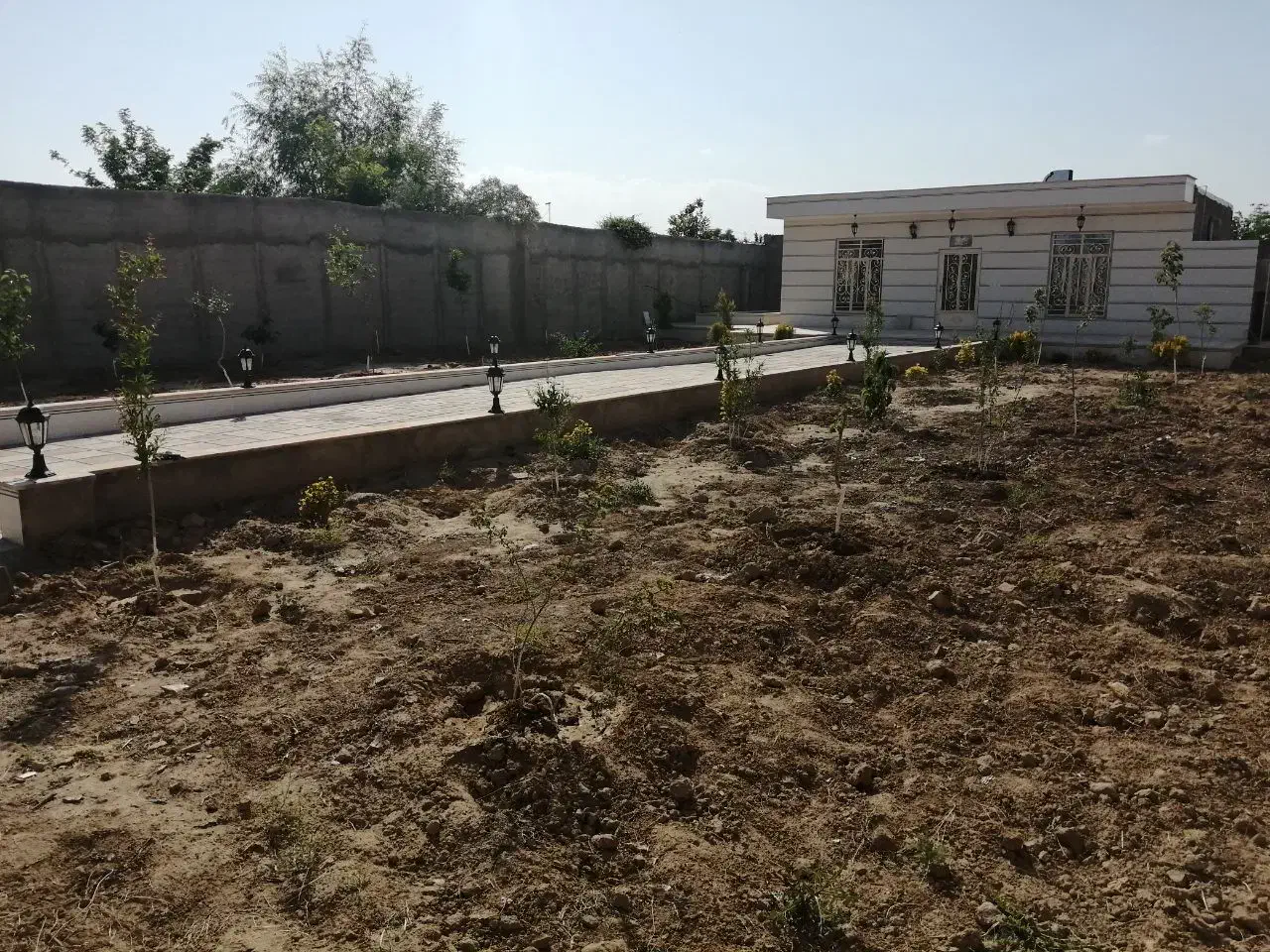 باغچه به مساحت 800متر ،بنا 70متر(فروش فوری)
