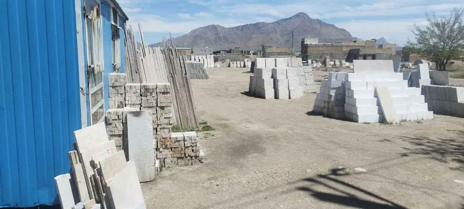۵۰۰ متر زمین در  ۳۰ متری تاجوک
