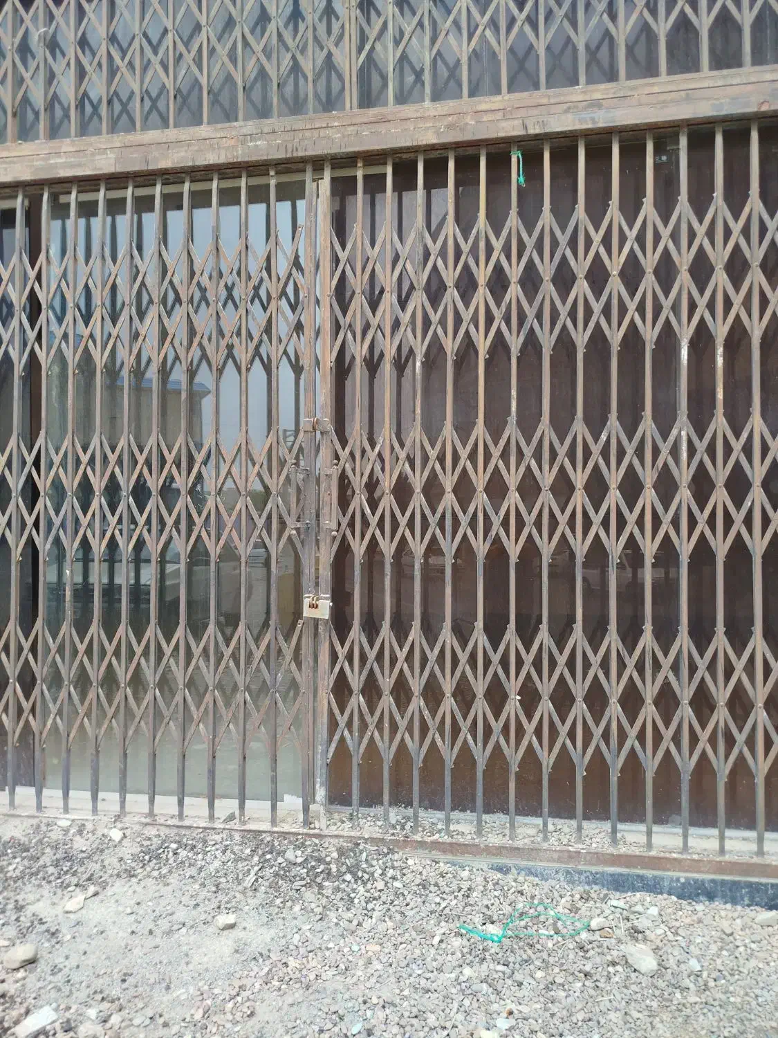 مغازه دویست متری همایون ویلا