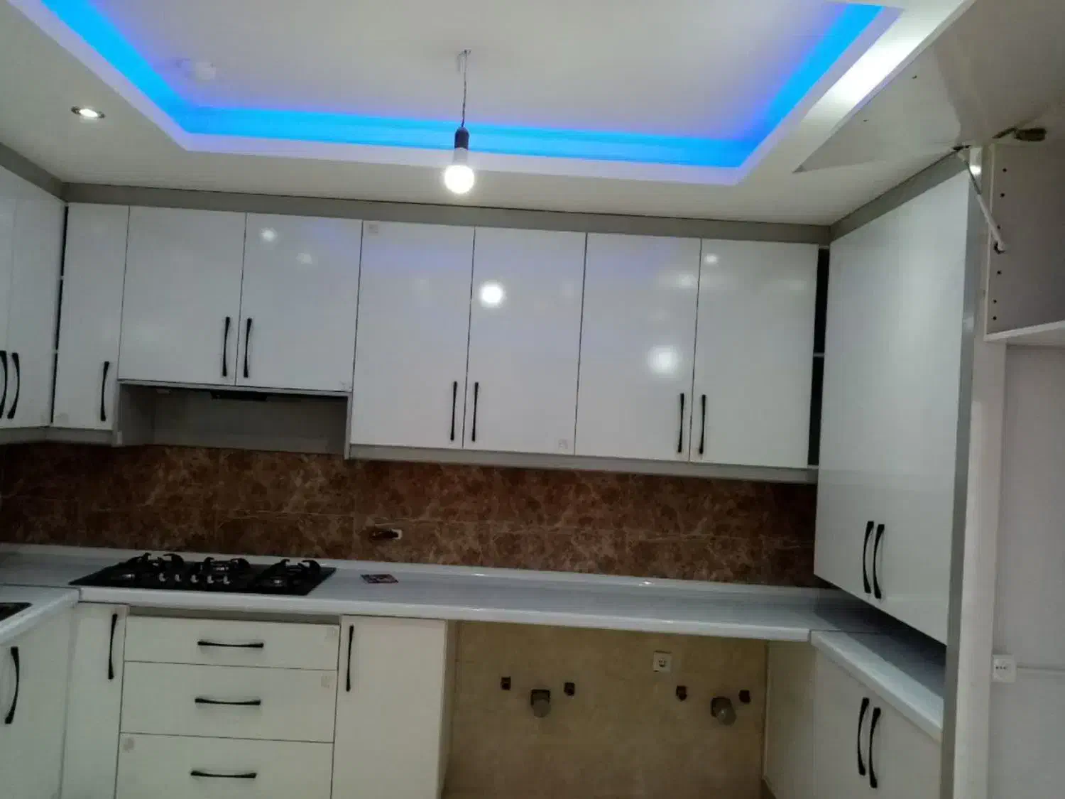 آپارتمان ۸۷ متری دوخواب