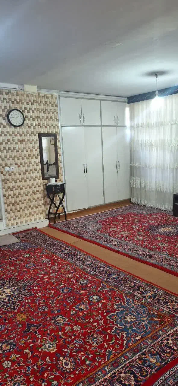 واحد ۱۱۰ متری ابتدای خ تختی
