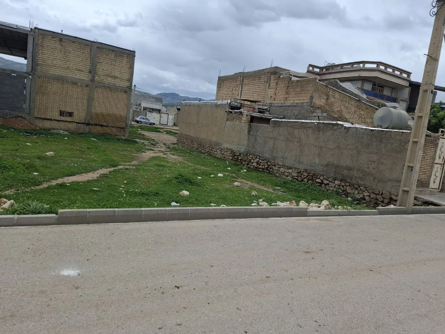 زمین در بردگپی کوچه یاسمن