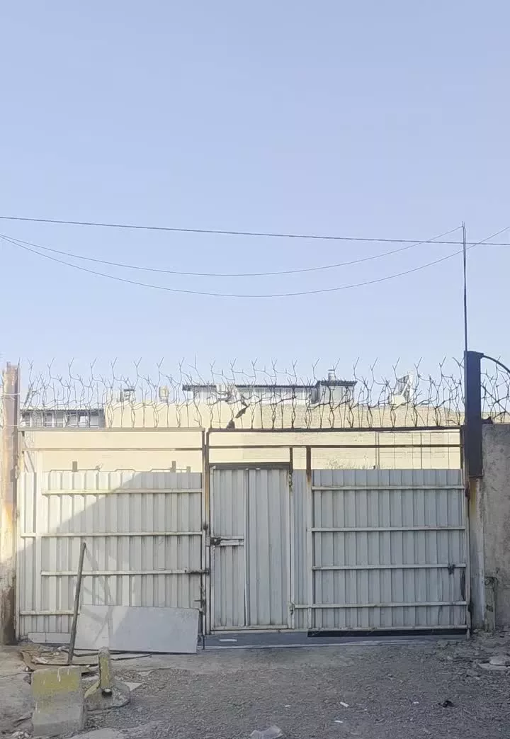 زمین 12000 متر همراه با سوله و ساختمان اداری صنعتی